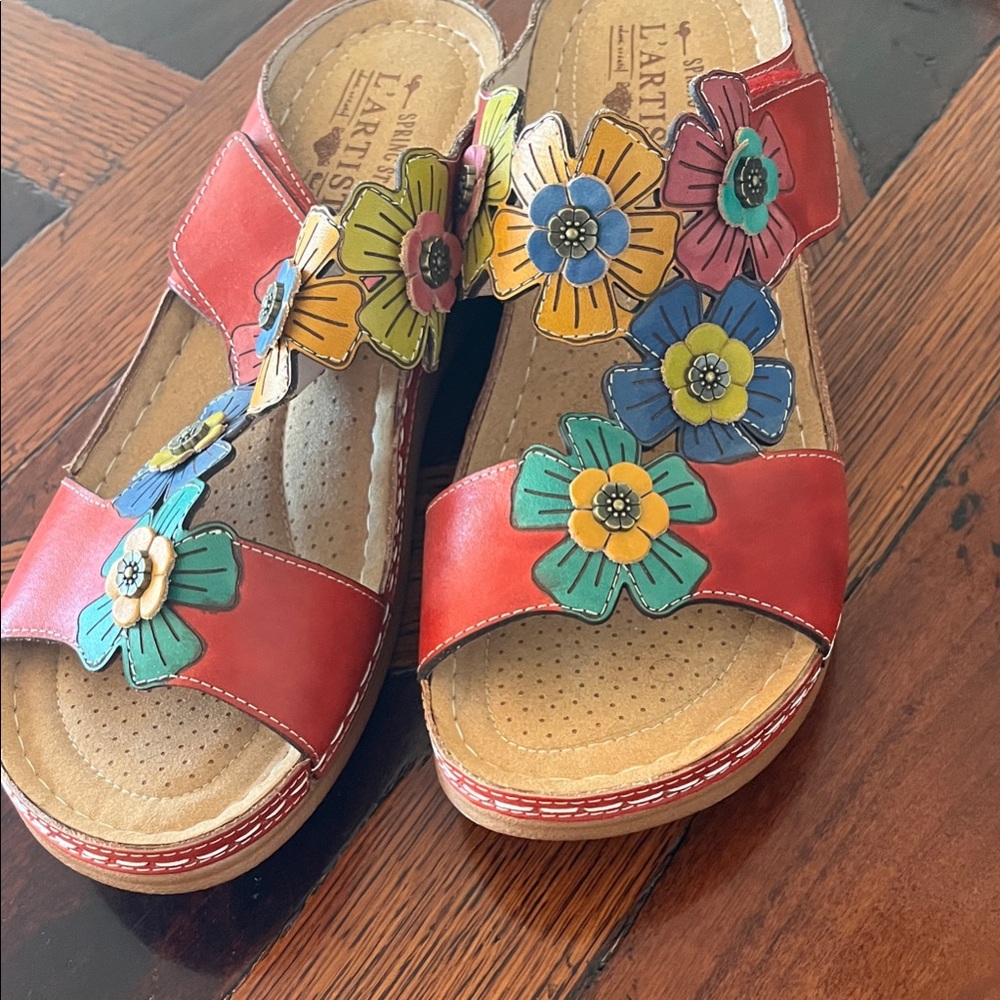 L'ATISTE Red Floral Women's Sandals